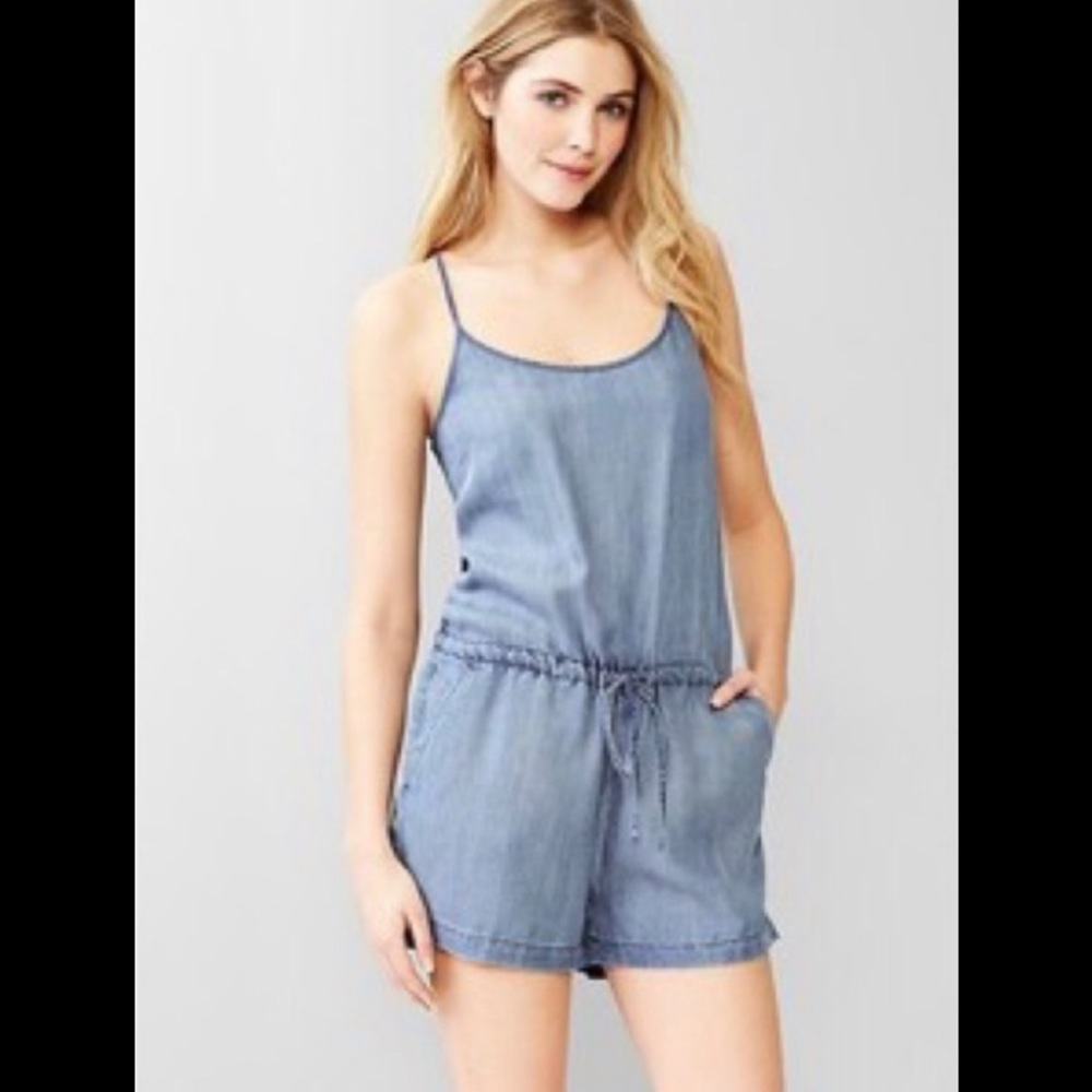 🆕 GAP DENIM ROMPER